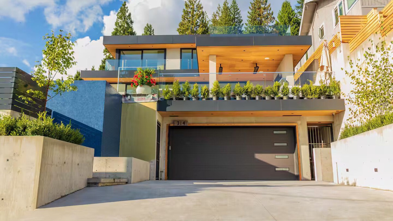 Photo of Outdoor in Upper Lonsdale