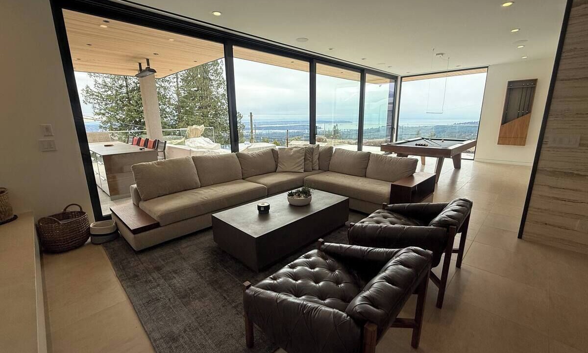 Photo of Livingroom in Upper Lonsdale