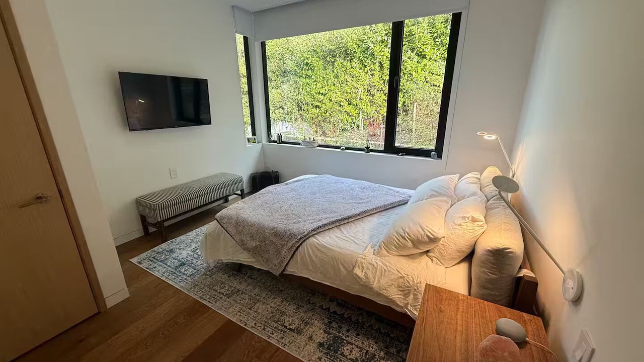Photo of Bedroom in Upper Lonsdale