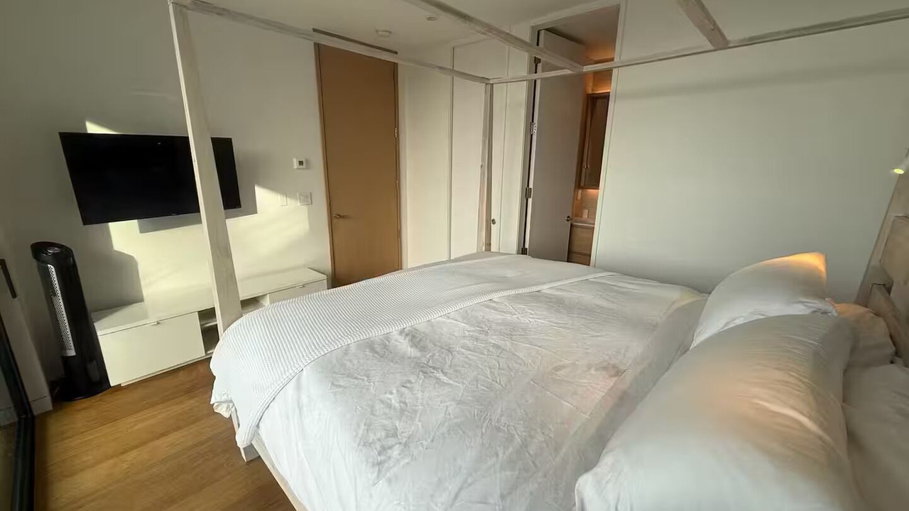 Photo of Bedroom in Upper Lonsdale
