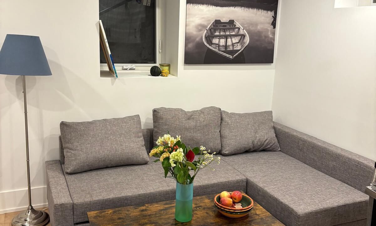 Photo of Livingroom in Blake - Jones