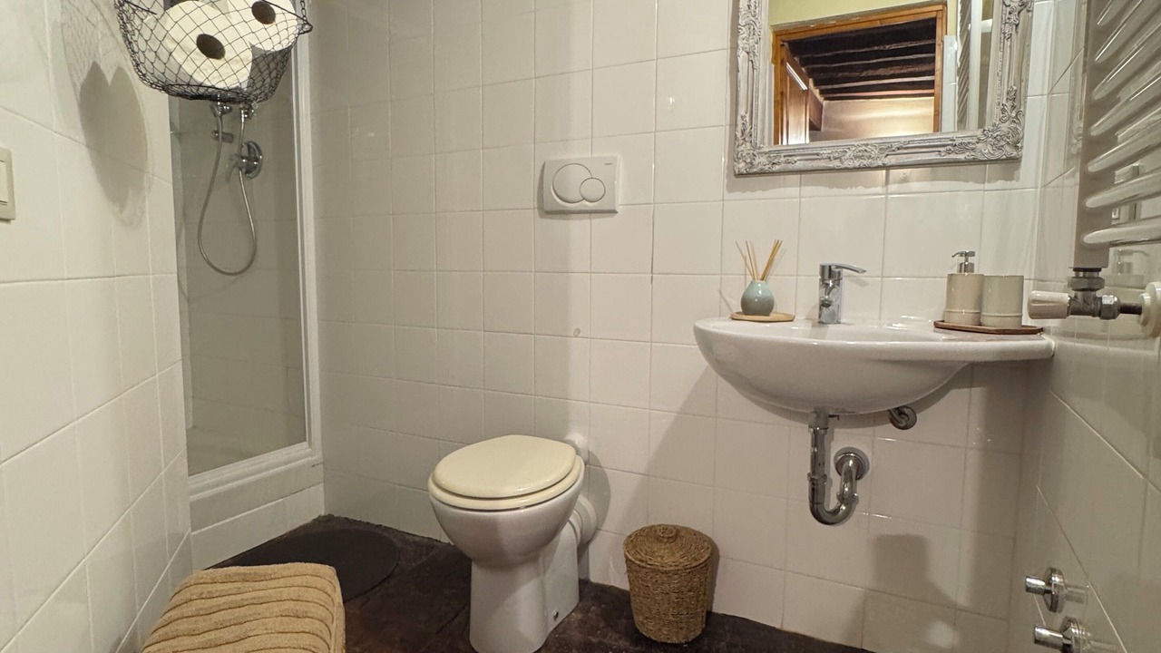 Photo of Bathroom in Terricciola