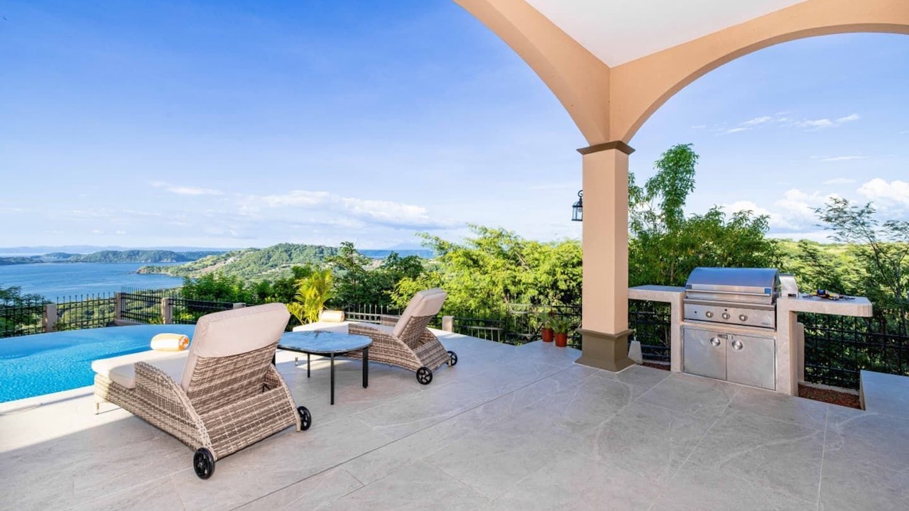 Photo of Patio Balcony in Playa Hermosa