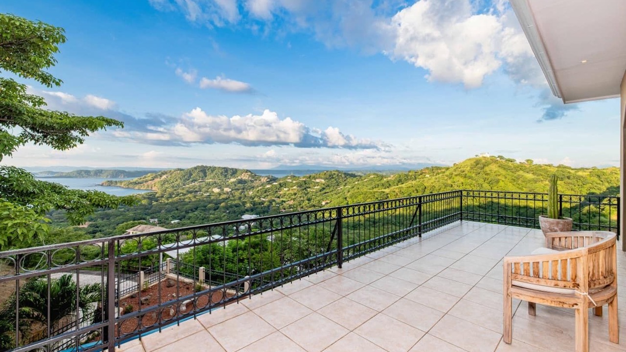 Photo of Patio Balcony in Playa Hermosa
