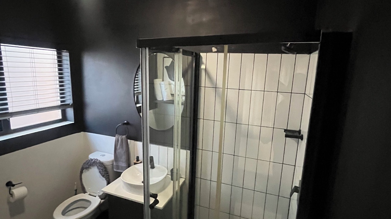 Photo of Bathroom in Greater Johannesburg Metropolitan Area