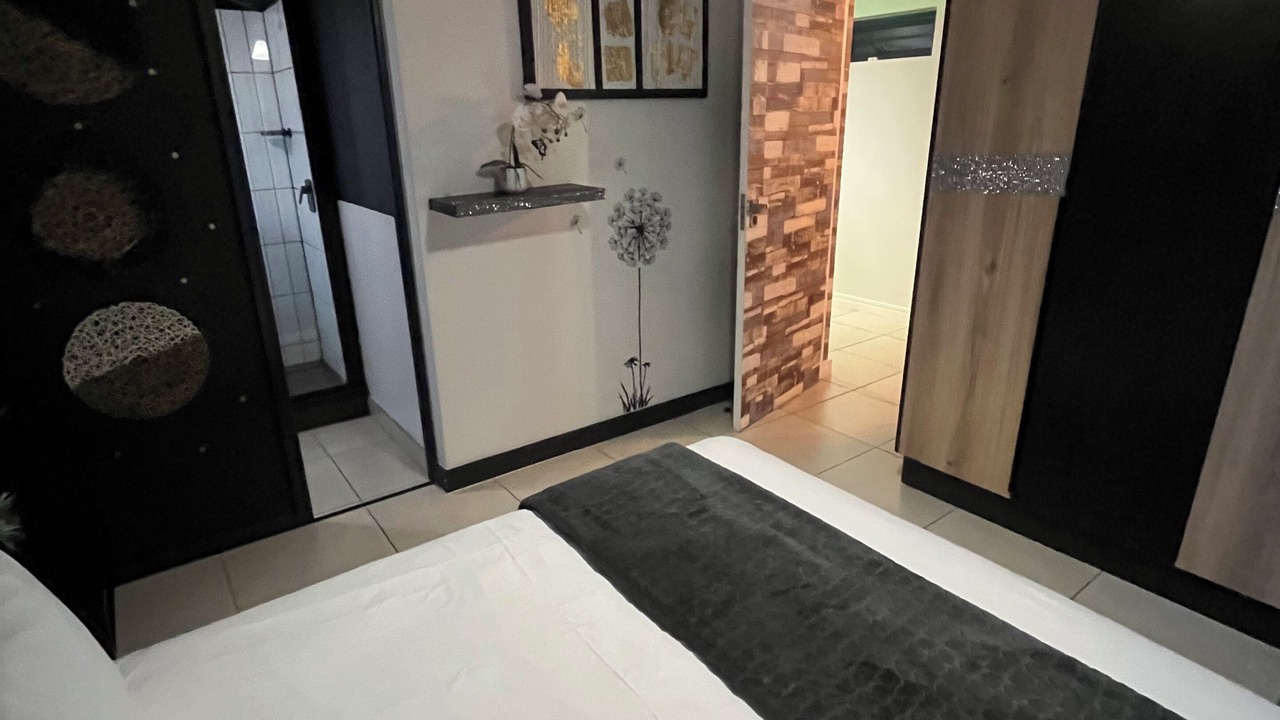 Photo of Bedroom in Greater Johannesburg Metropolitan Area