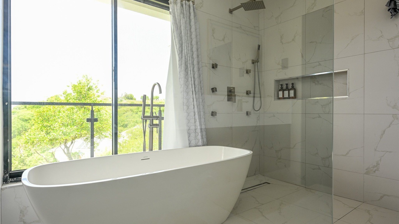 Photo of Bathroom in Mount Hardy