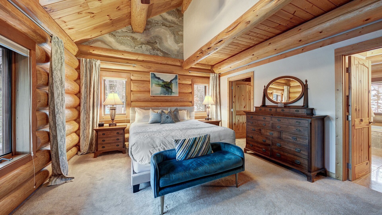 Photo of Bedroom in The Highlands