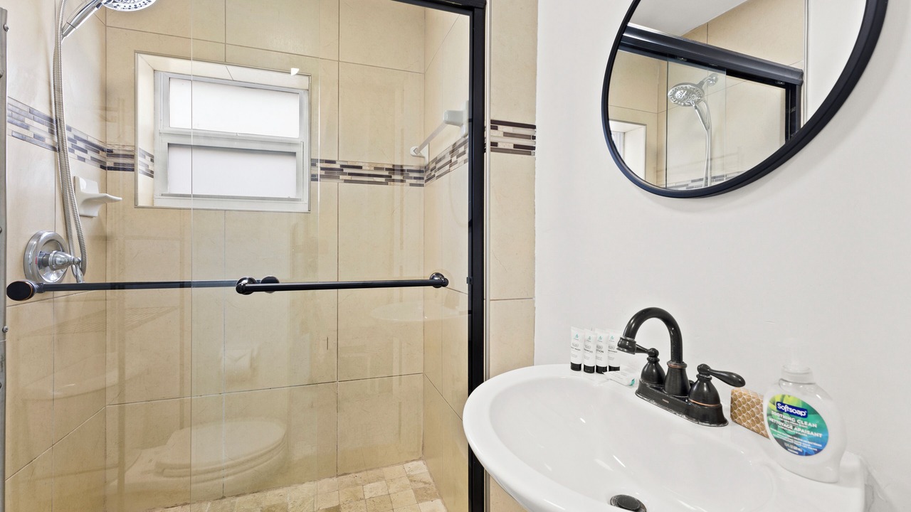 Photo of Bathroom in Sailboat Bend