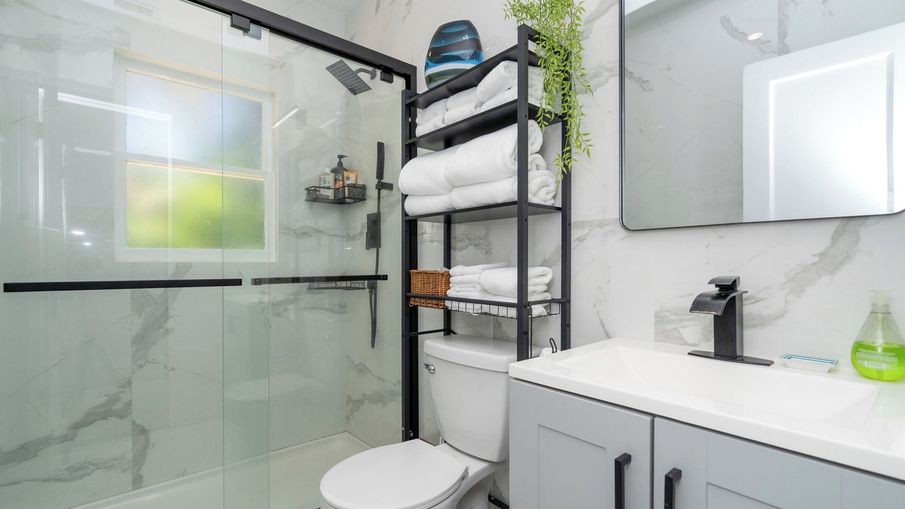Photo of Bathroom in Victoria Park