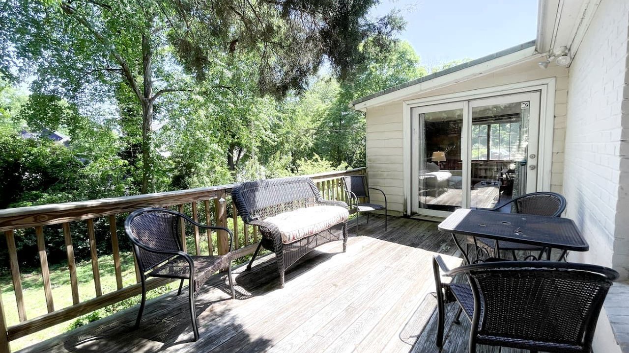 Photo of Outdoor in Plaza Midwood