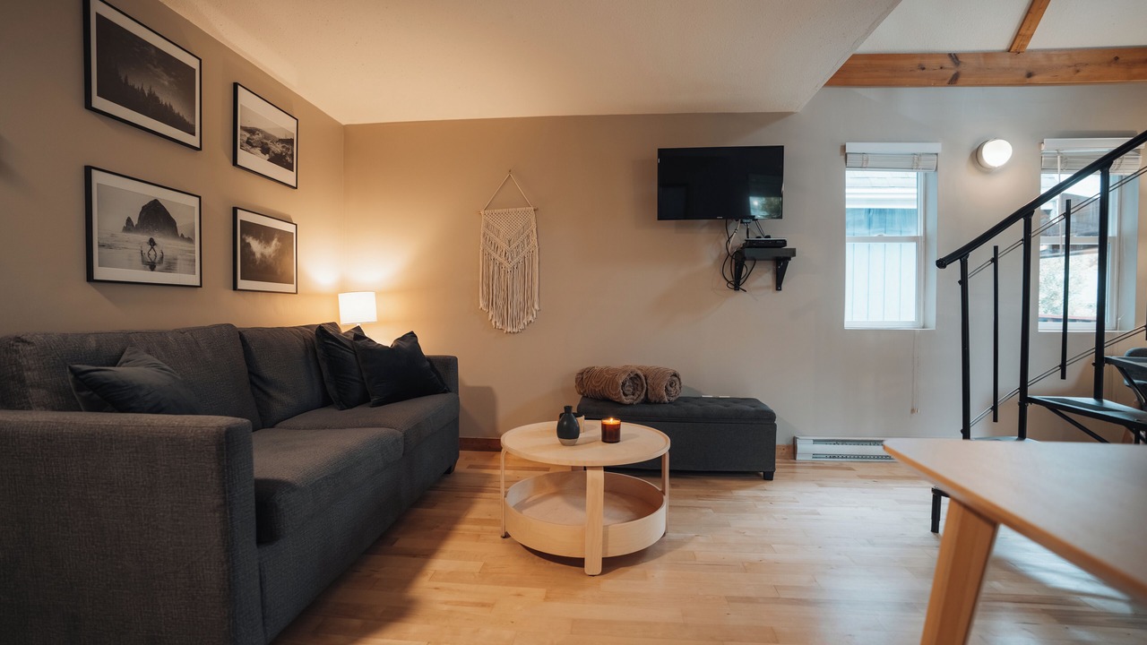 Photo of Livingroom in Ucluelet