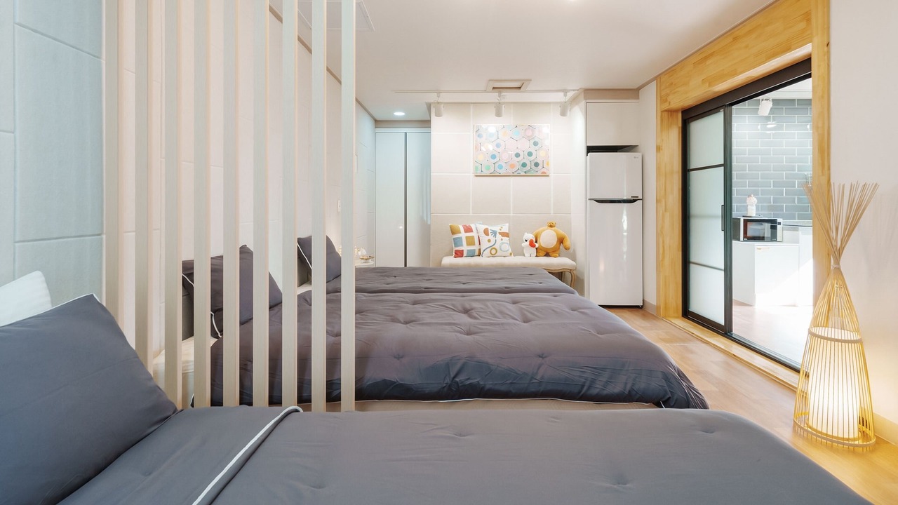 Photo of Bedroom in Buk