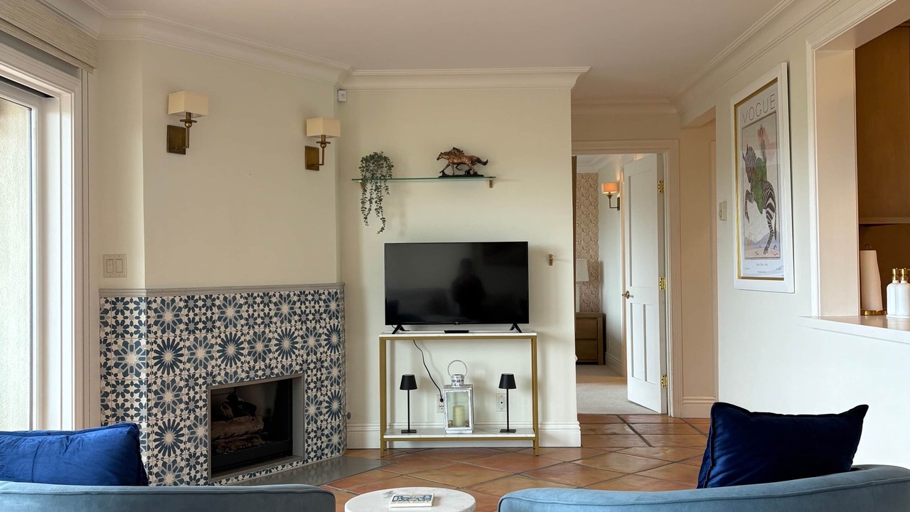 Photo of Livingroom in Toro Canyon