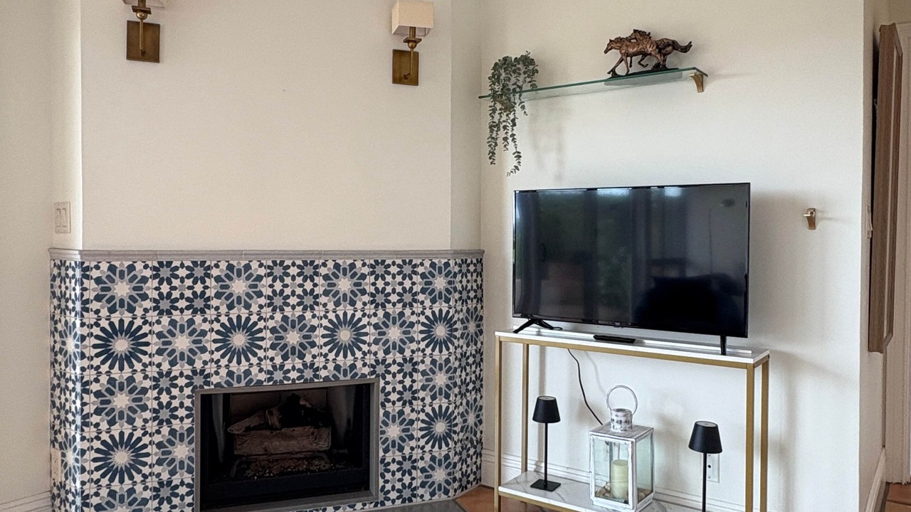 Photo of Livingroom in Toro Canyon