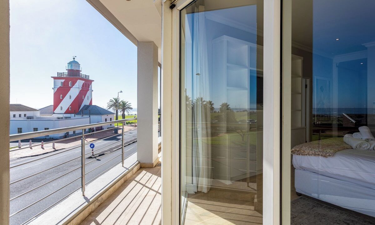 Photo of Bedroom in Mouille Point