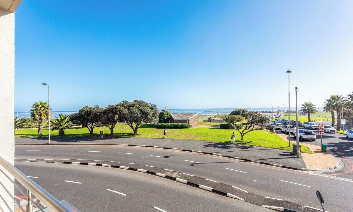 Photo of Patio Balcony in Mouille Point