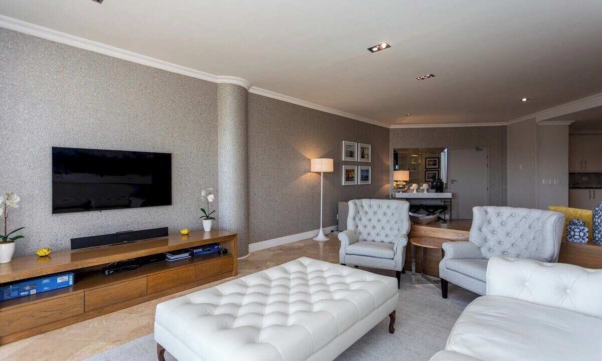 Photo of Livingroom in Mouille Point