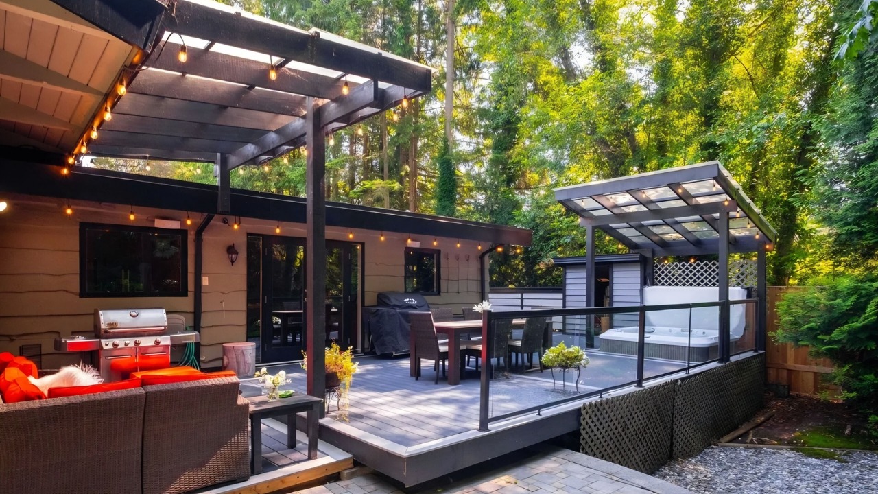 Photo of Outdoor in West Vancouver