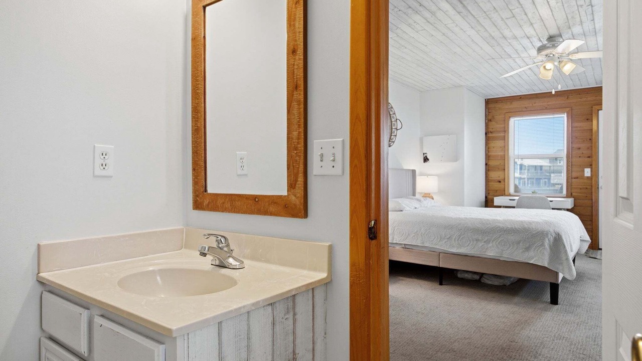 Photo of Bathroom in Brigands' Bay
