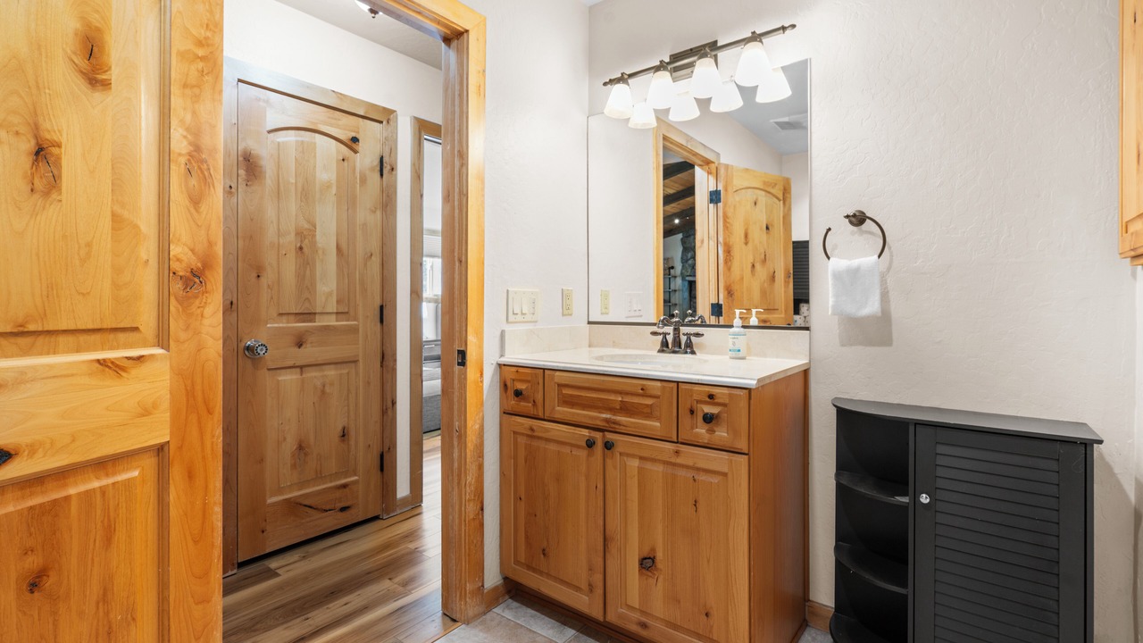 Photo of Bathroom in Mountain View Estates