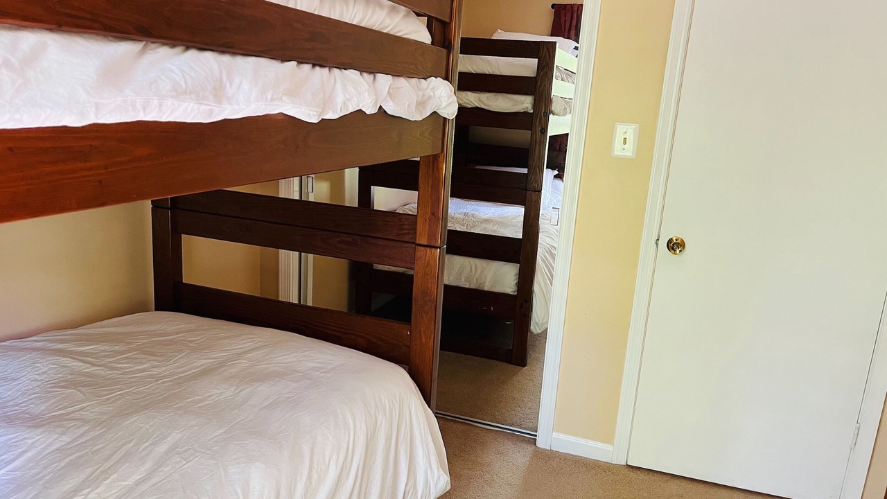 Photo of Bedroom in Darnestown