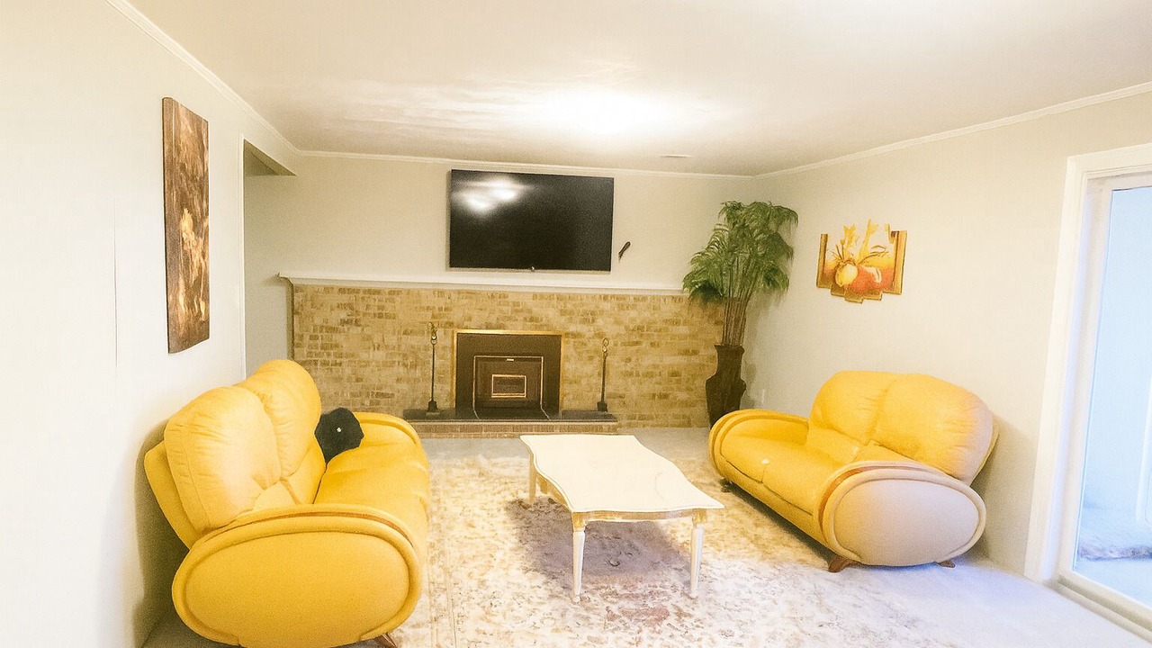 Photo of Livingroom in Redland