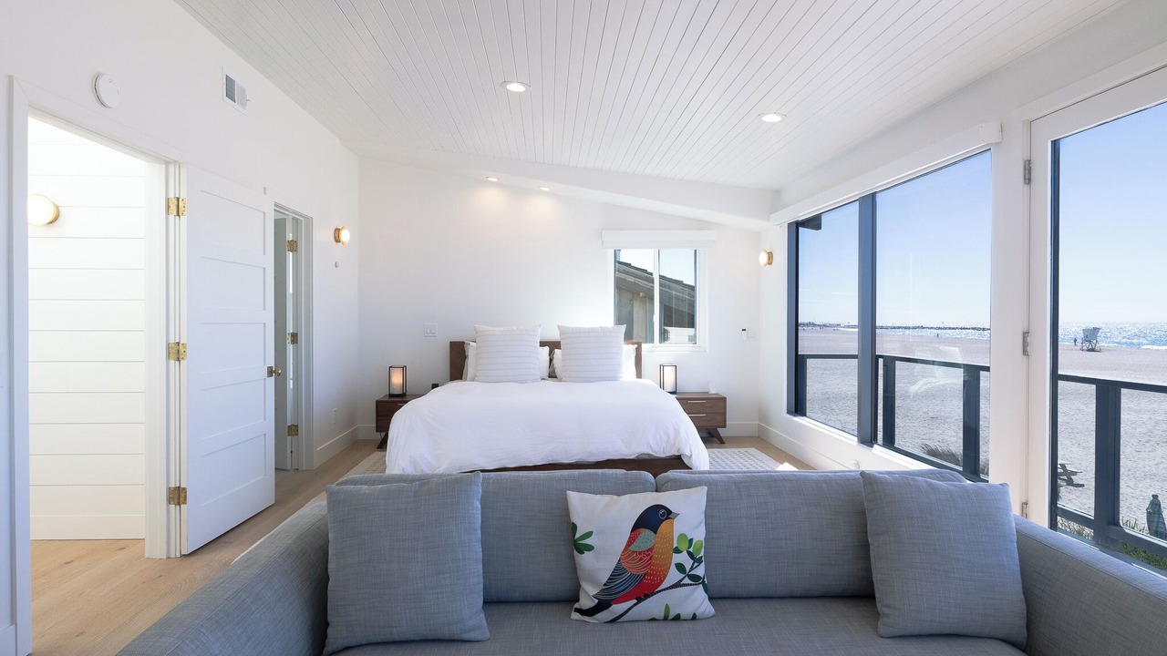 Photo of Bedroom in Silver Strand