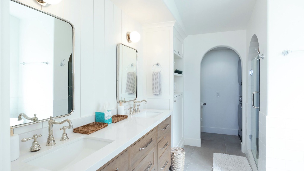 Photo of Bathroom in Silver Strand