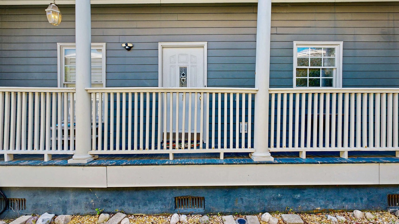 Photo of Patio Balcony in North-Central
