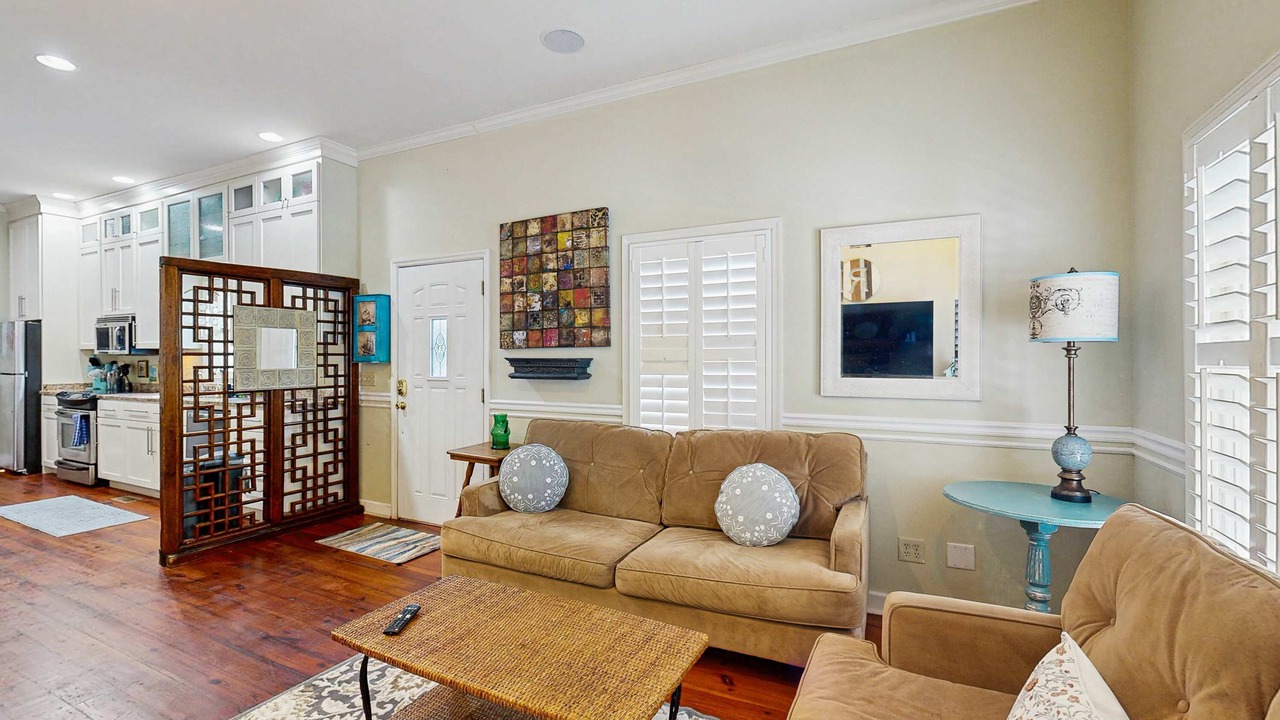 Photo of Livingroom in North-Central