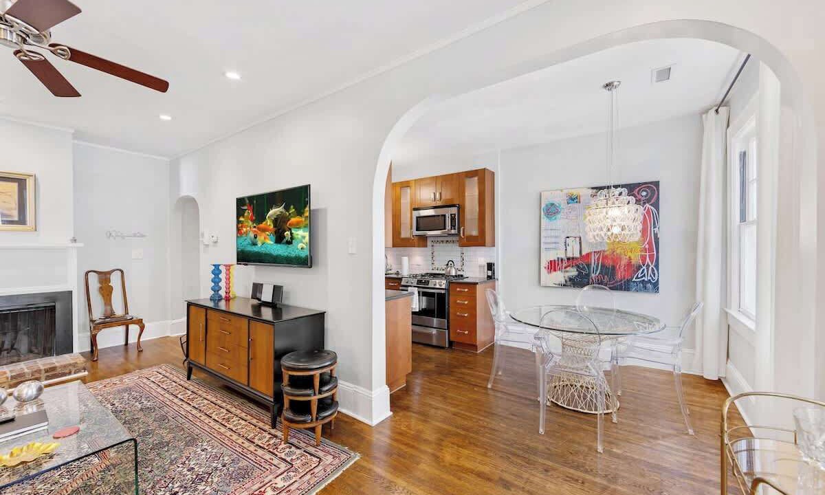 Photo of Livingroom in Cherry