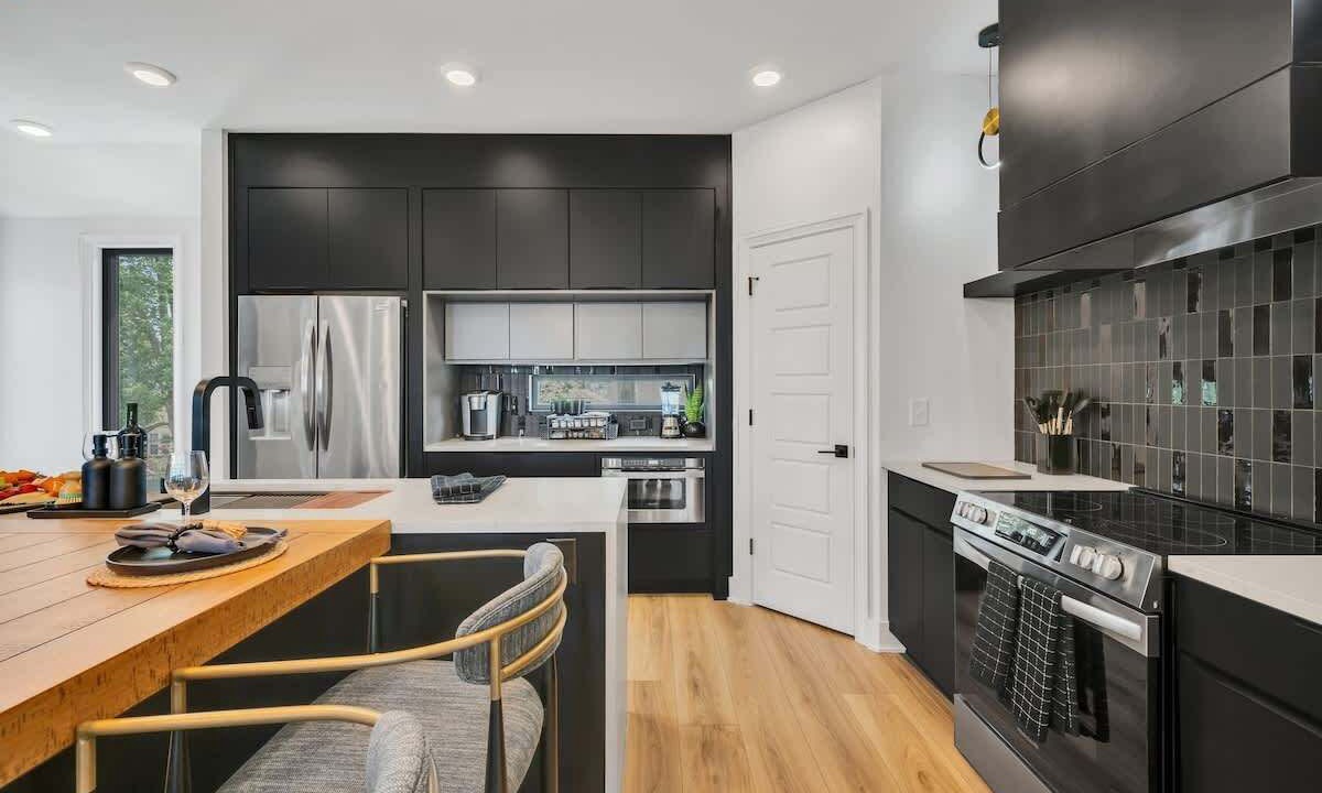 Photo of Kitchen in Music Row
