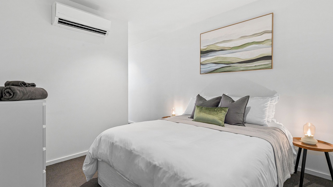 Photo of Bedroom in Docklands