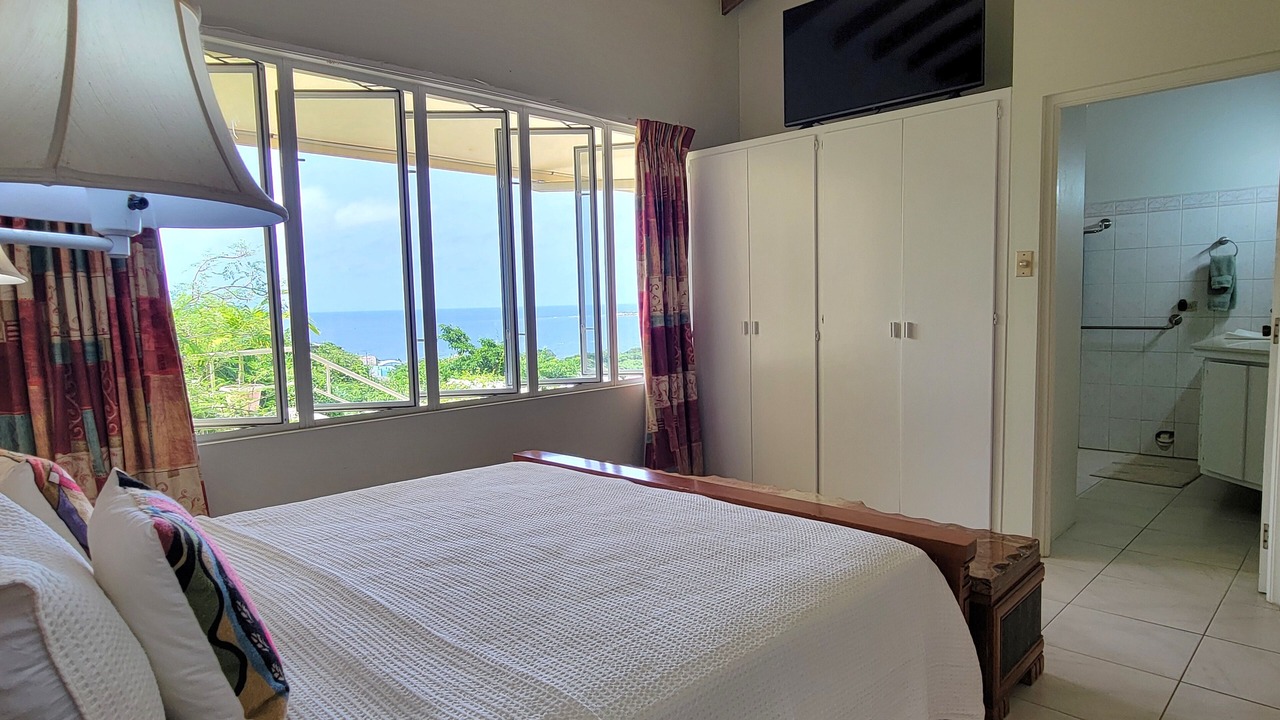 Photo of Bedroom in Lambeau
