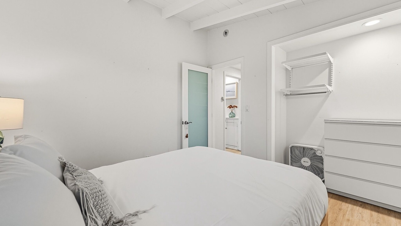 Photo of Bedroom in Pierpont Bay