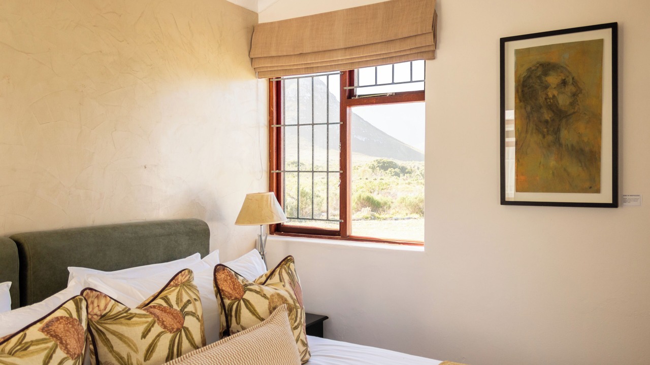Photo of Bedroom in Elgin