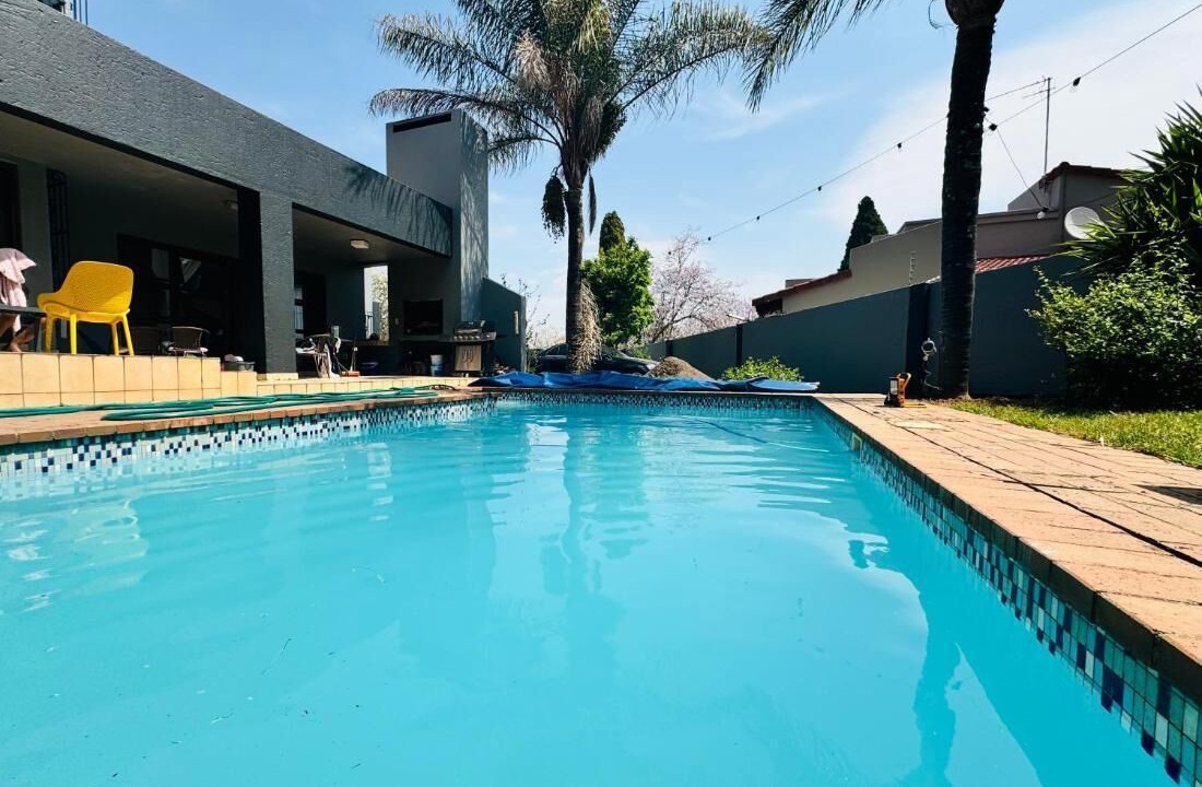Photo of Outdoor in Woodmead
