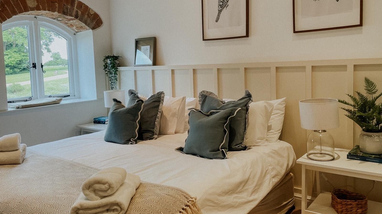 Photo of Bedroom in Whichford