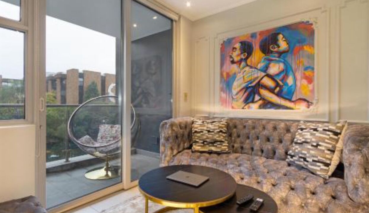 Photo of Livingroom in Greater Johannesburg Metropolitan Area