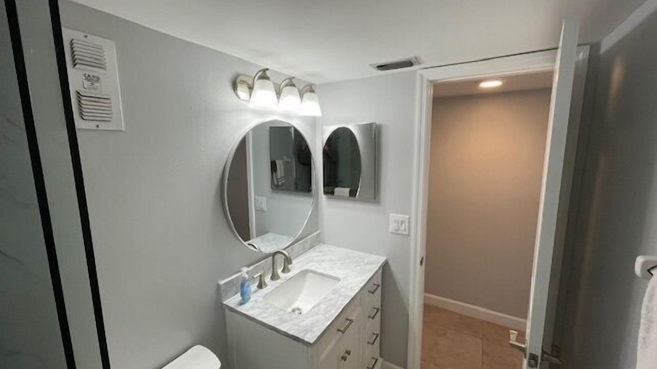 Photo of Bathroom in Point East