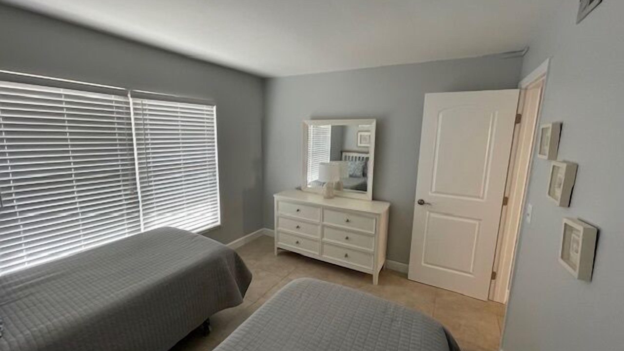 Photo of Bedroom in Point East