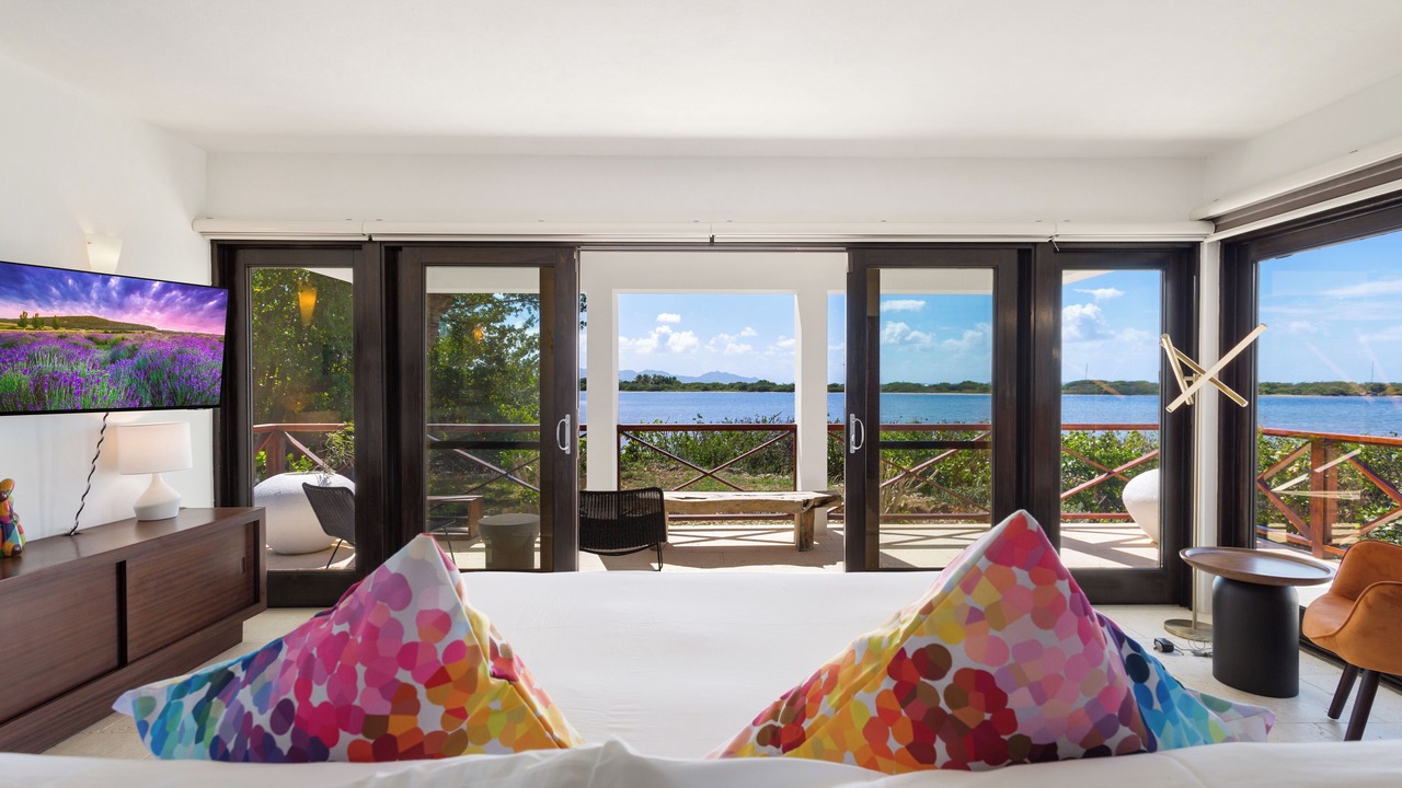 Photo of Bedroom in Rendezvous Bay