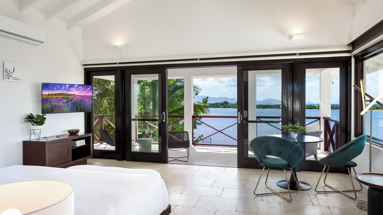 Photo of Bedroom in Rendezvous Bay