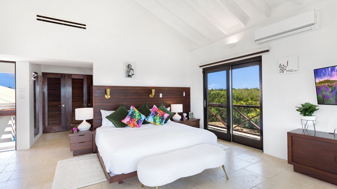 Photo of Bedroom in Rendezvous Bay