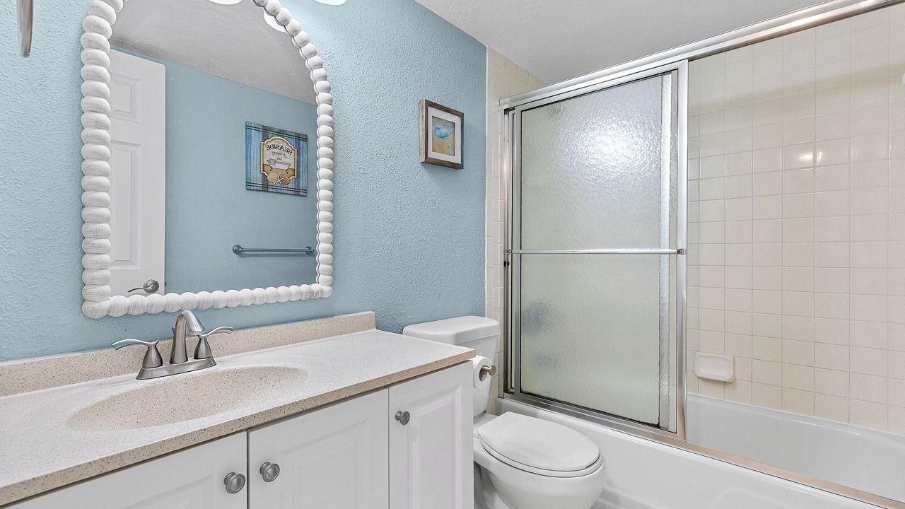 Photo of Bathroom in Point East