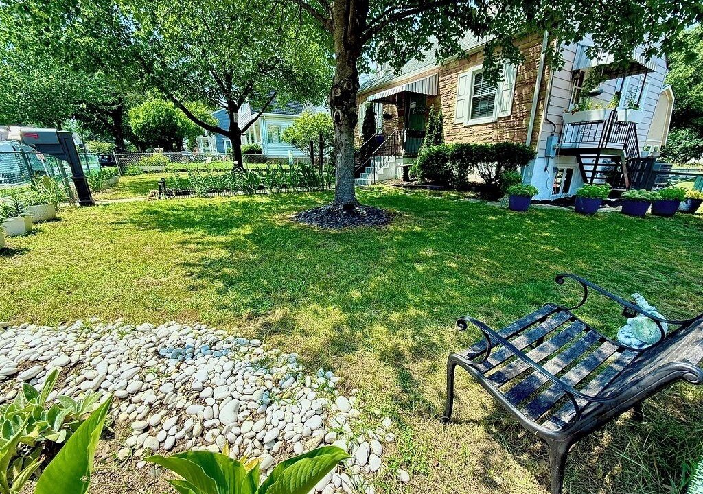 Photo of Patio Balcony in West Riverdale