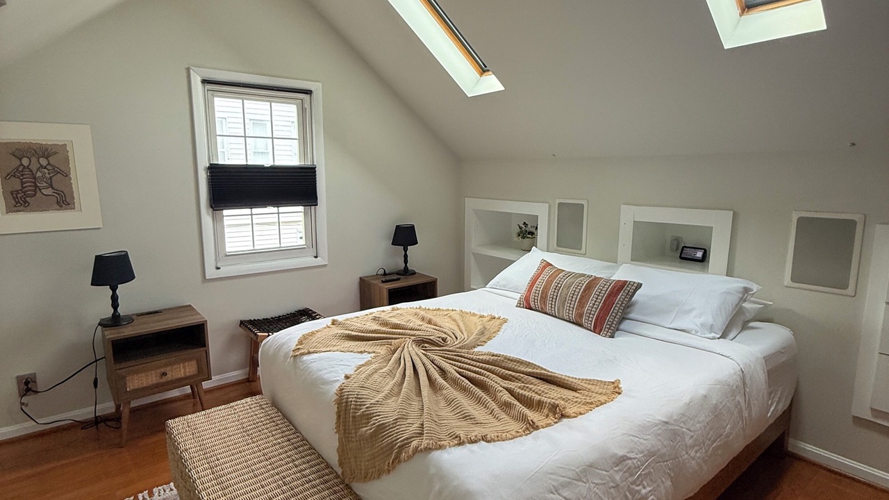 Photo of Bedroom in West Riverdale