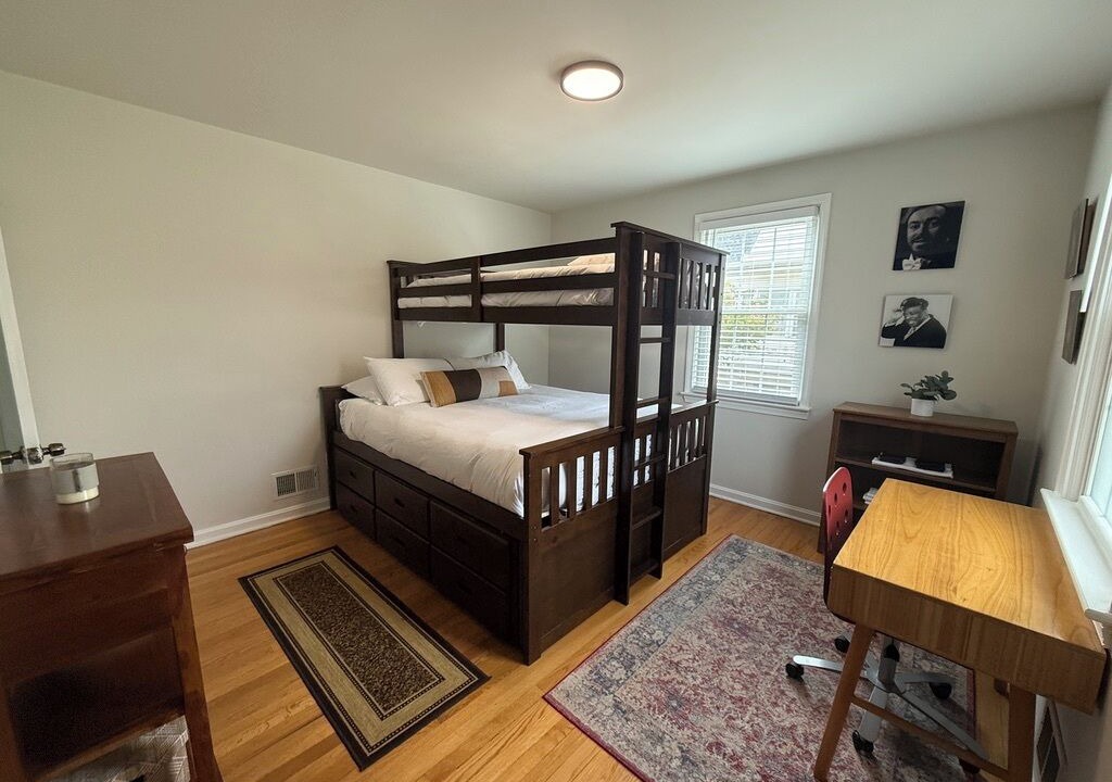 Photo of Bedroom in West Riverdale