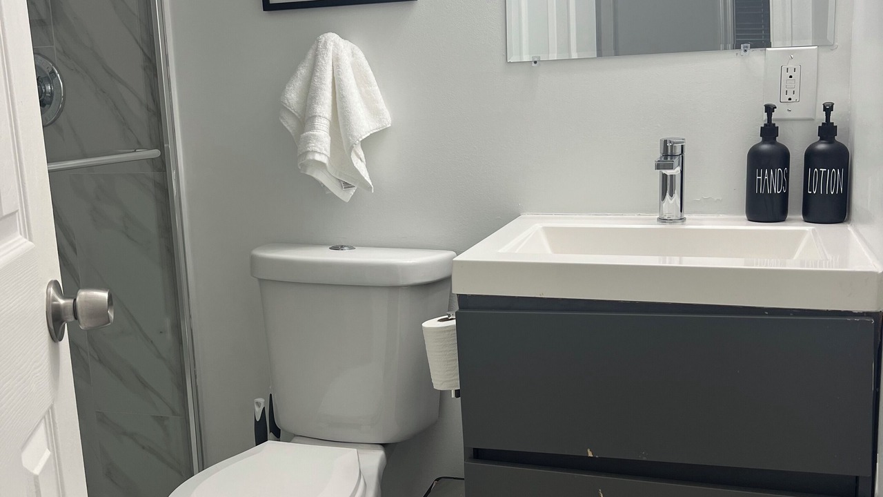 Photo of Bathroom in Anacostia